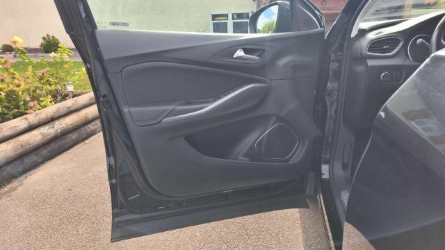 Opel Grandland X image 1