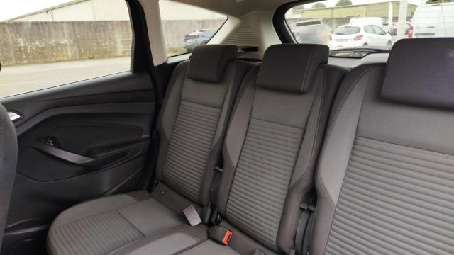 Ford C-Max image 6