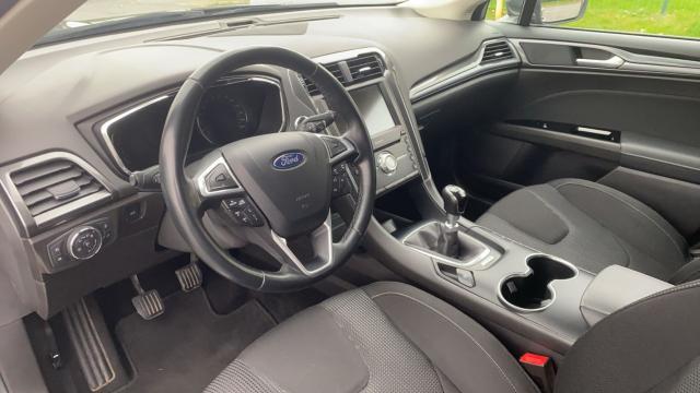 Ford Mondeo image 7
