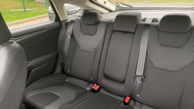 Ford Mondeo image 4