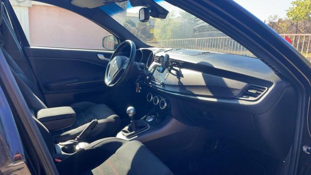 Alfa Romeo Giulietta image 7