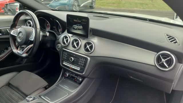 Mercedes Benz Cla Shooting Break image 9