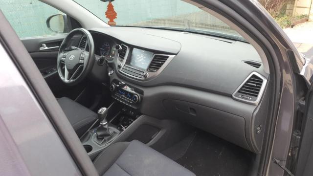 Hyundai Tucson image 3