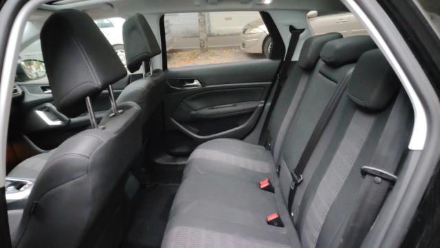 Peugeot 308 image 6