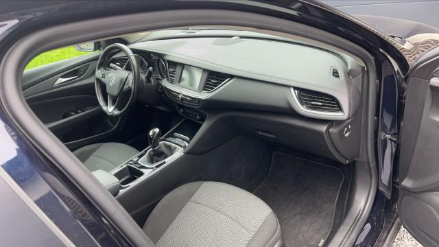 Opel Insignia image 5