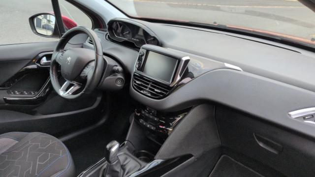 Peugeot 2008 image 7