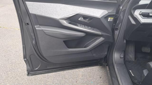 Peugeot 3008 image 6