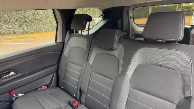 Dacia Jogger image 9