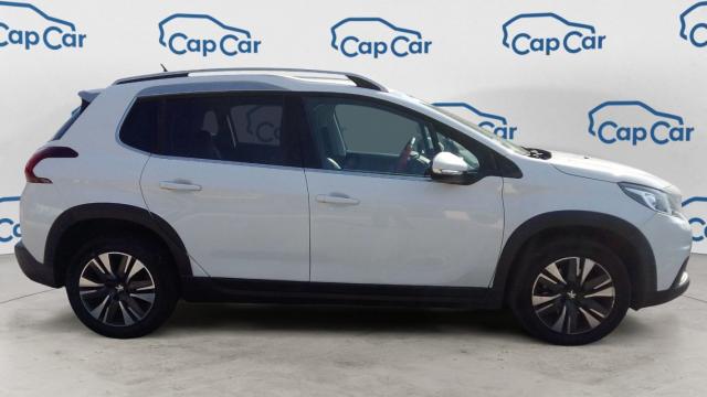 Peugeot 2008 image 1