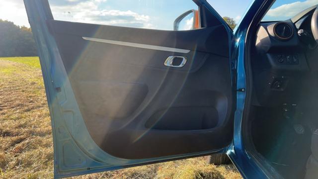 Dacia Spring image 6