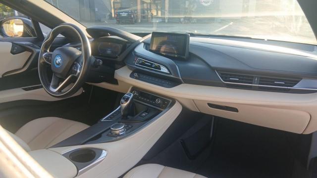 Bmw I8 image 7