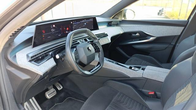 Peugeot 5008 image 9