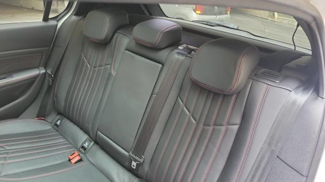 Peugeot 308 image 6
