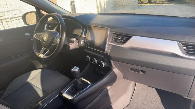 Renault Captur image 2