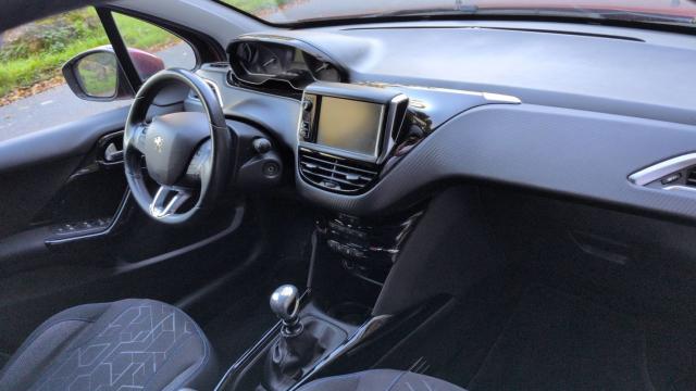 Peugeot 2008 image 1