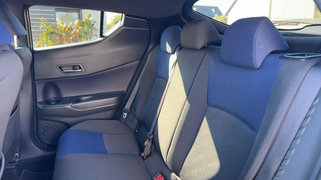 Toyota C-Hr image 6