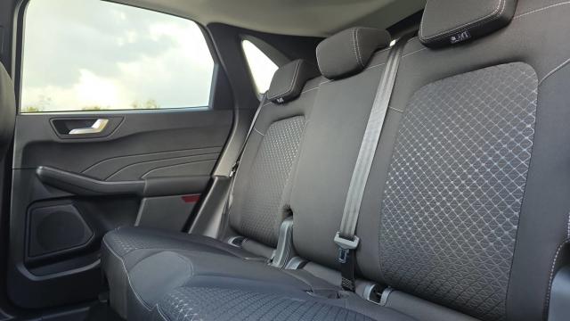 Ford Kuga image 1
