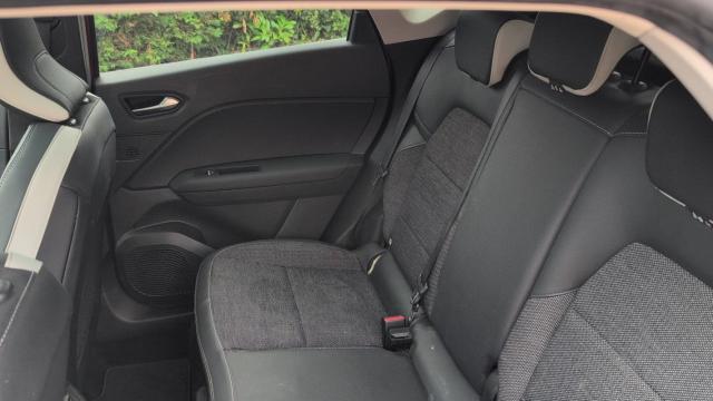 Renault Captur image 1