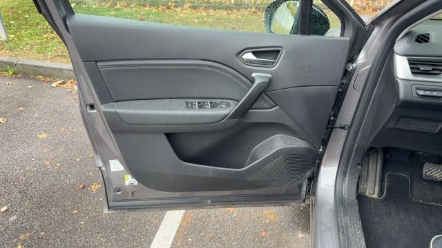 Renault Captur image 4