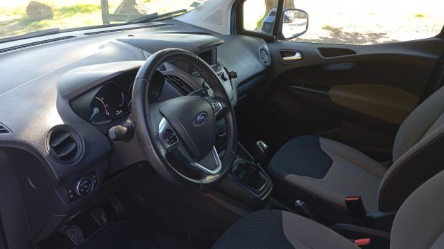 Ford Tourneo image 8