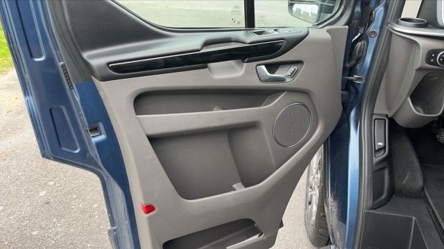 Ford Tourneo image 2