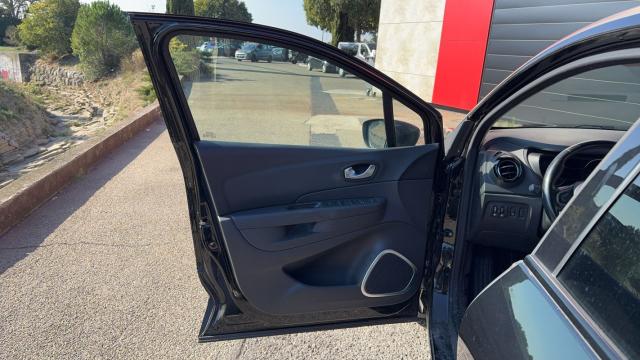 Renault Captur image 3