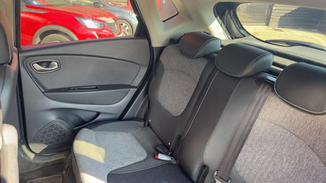 Renault Captur image 6