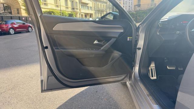 Peugeot 308 image 3