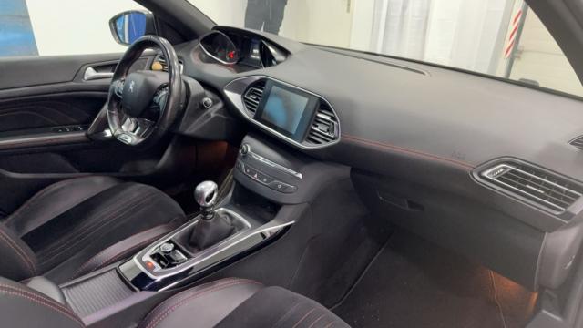 Peugeot 308 image 9
