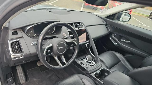 Jaguar E-Pace image 4