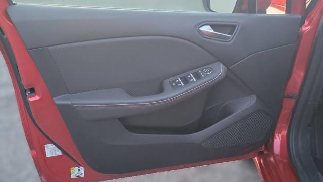 Renault Clio image 8