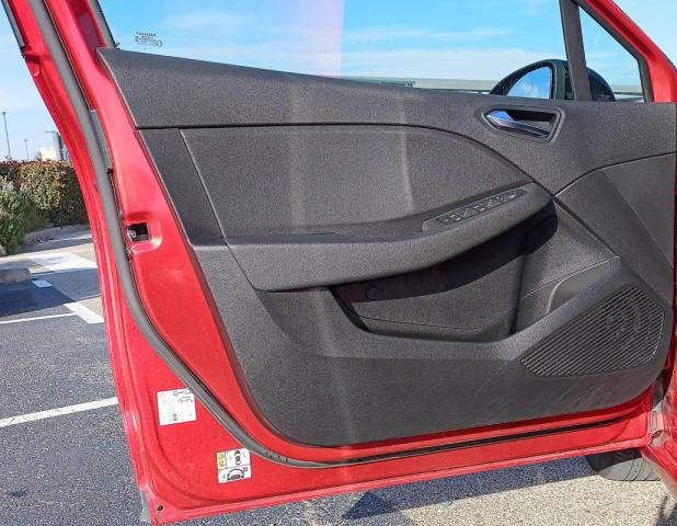 Renault Clio image 3