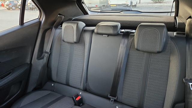 Peugeot 2008 image 4