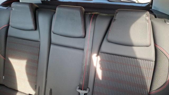 Peugeot 2008 image 7