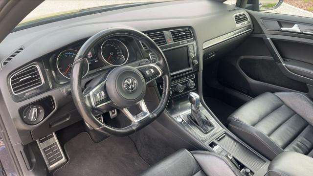 Volkswagen Golf image 4