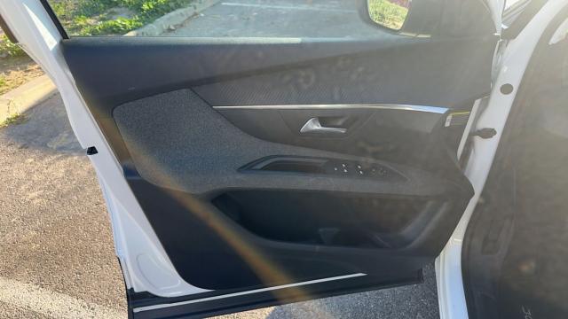 Peugeot 3008 image 5