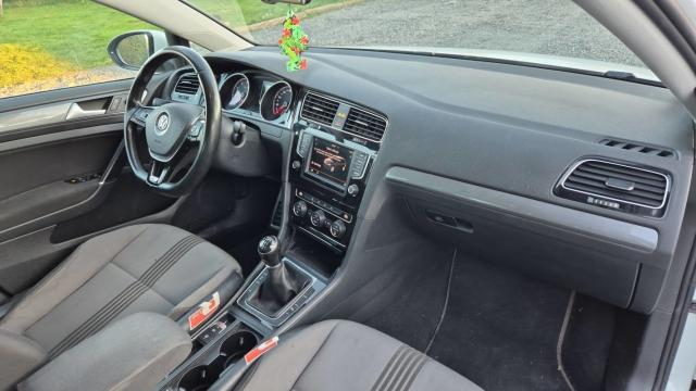 Volkswagen Golf image 5