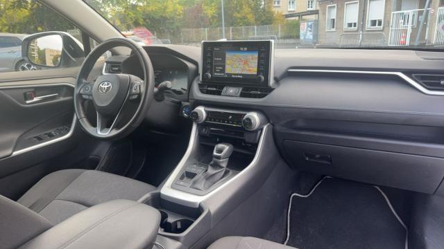 Toyota Rav4 image 5