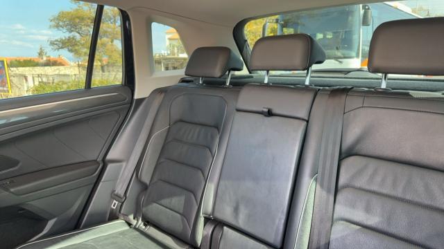 Volkswagen Tiguan image 9