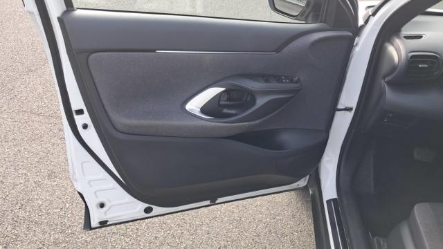 Toyota Yaris Cross image 3