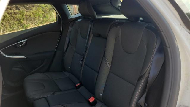 Volvo V40 Cross Country image 3