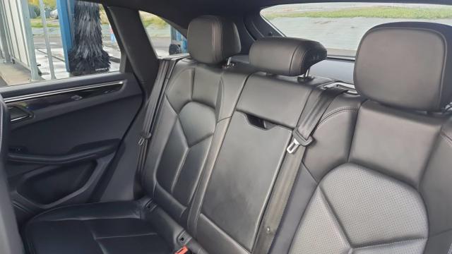 Porsche Macan image 8