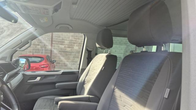 Volkswagen California image 8