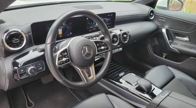 Mercedes Benz Cla Shooting Brake image 9