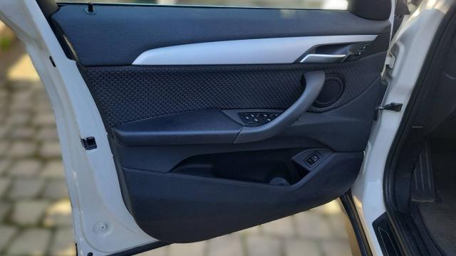 Bmw X1 image 9