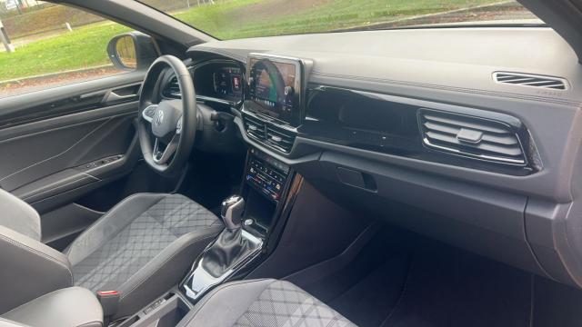 Volkswagen T-Roc image 2