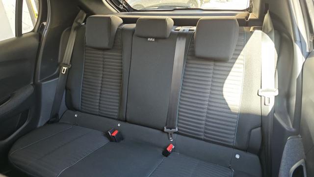 Peugeot E-208 image 3