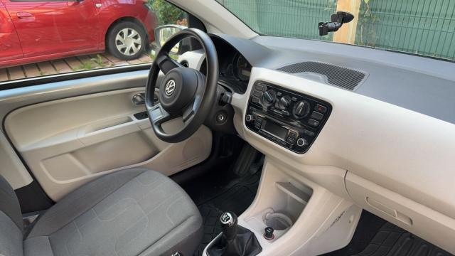 Volkswagen Up! image 6