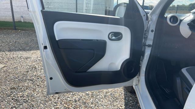 Renault Twingo image 6