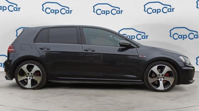 Volkswagen Golf image 8